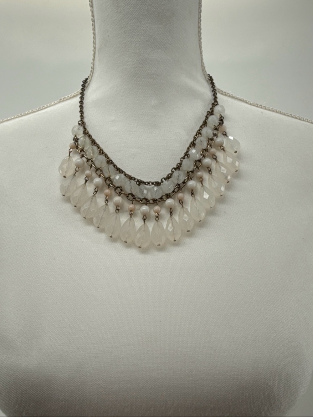 Vtg. Victorian Style Bib Statement Necklace Gold Tone Pink White Frosted Beads